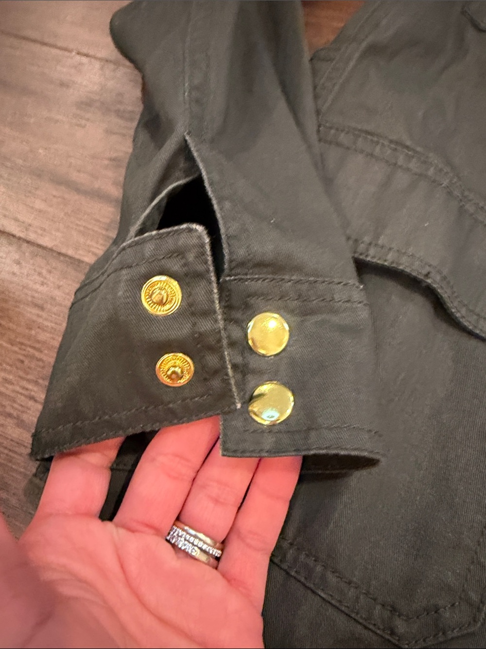 J. By J. Crew Green Military Jacket with Gold Accents Size Small - C54-040 - Picture 4 of 7
